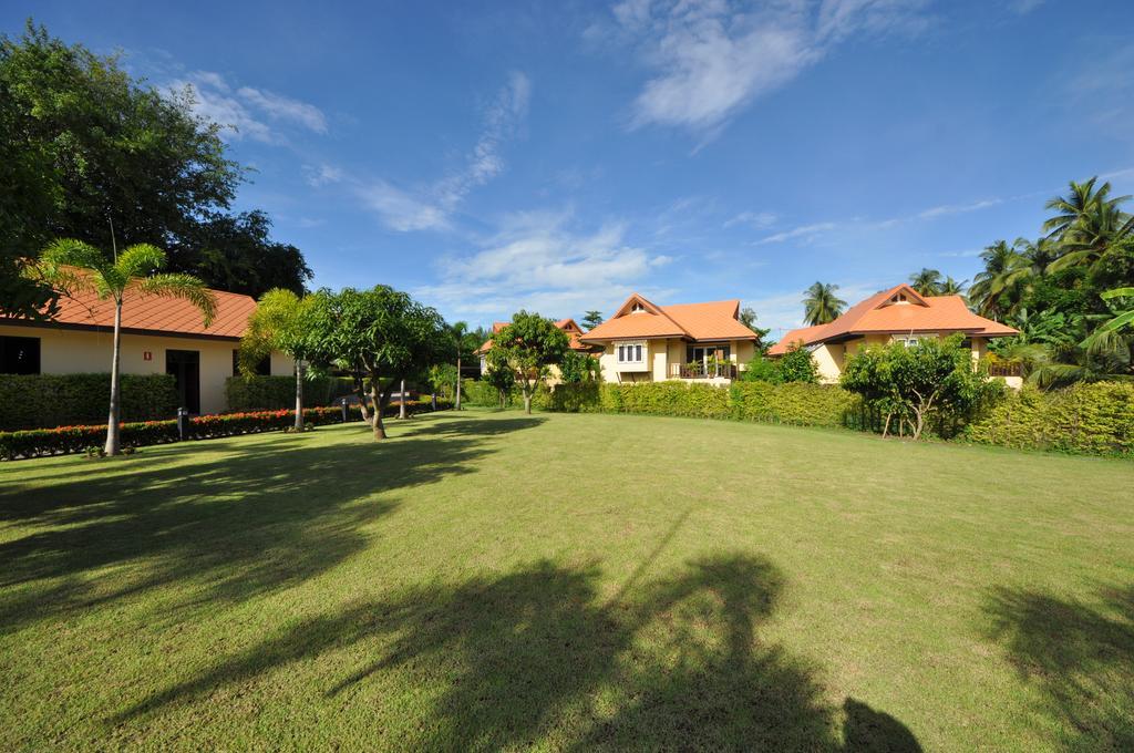 Maeklong Marina Resort Ratchaburi Eksteriør bilde
