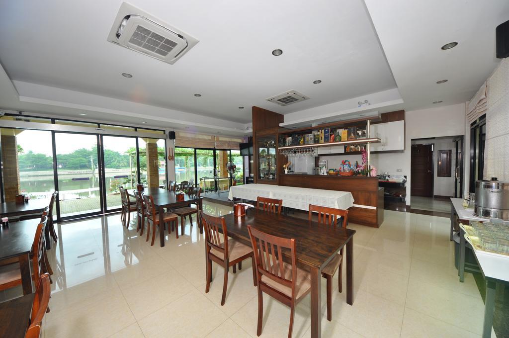 Maeklong Marina Resort Ratchaburi Eksteriør bilde